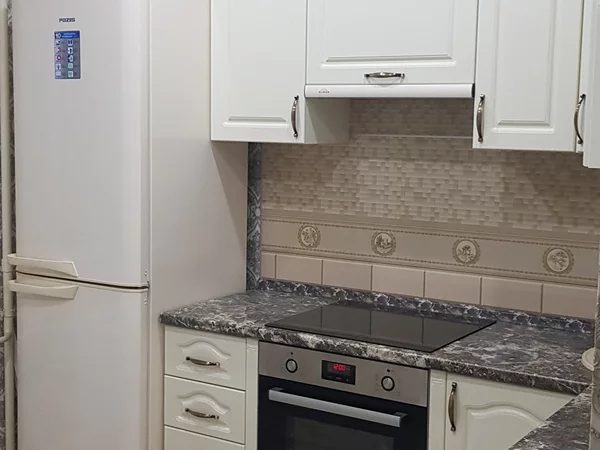 Кухня с фасадами МДФ, покрытыми пленкой ПВХ